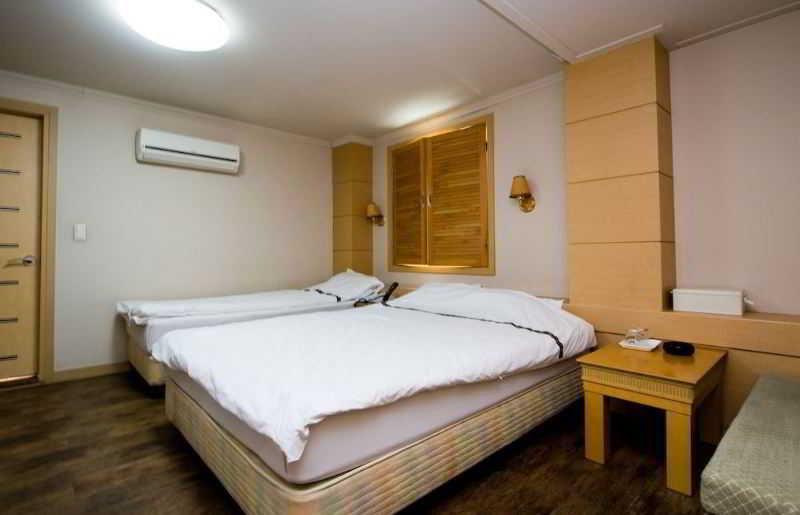 סיאול New Boolim Tourist Hotel מראה חיצוני תמונה