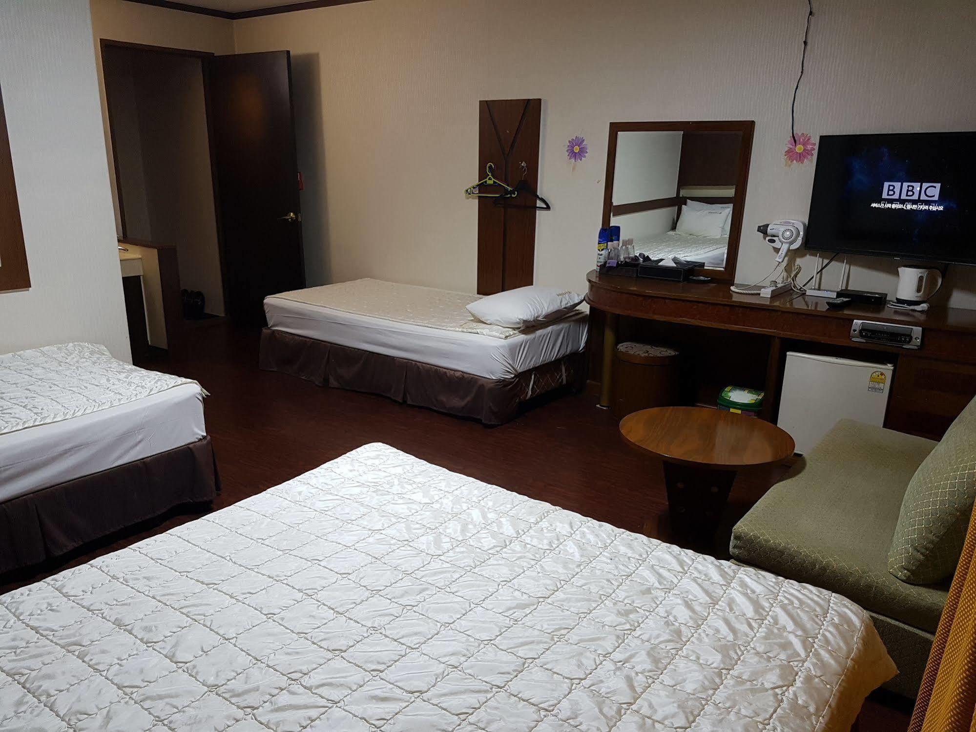 סיאול New Boolim Tourist Hotel מראה חיצוני תמונה